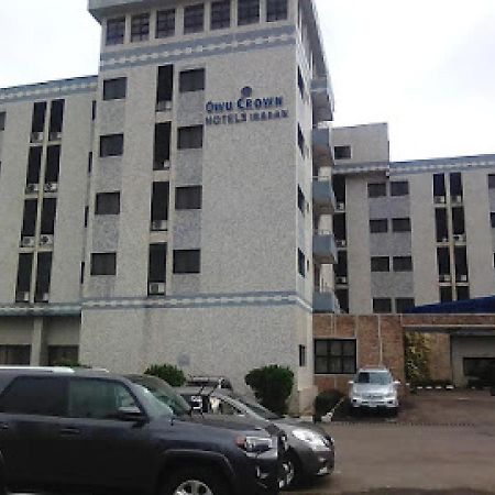 Room In Lodge - Owu Crown Hotel, Ibadan Exterior photo